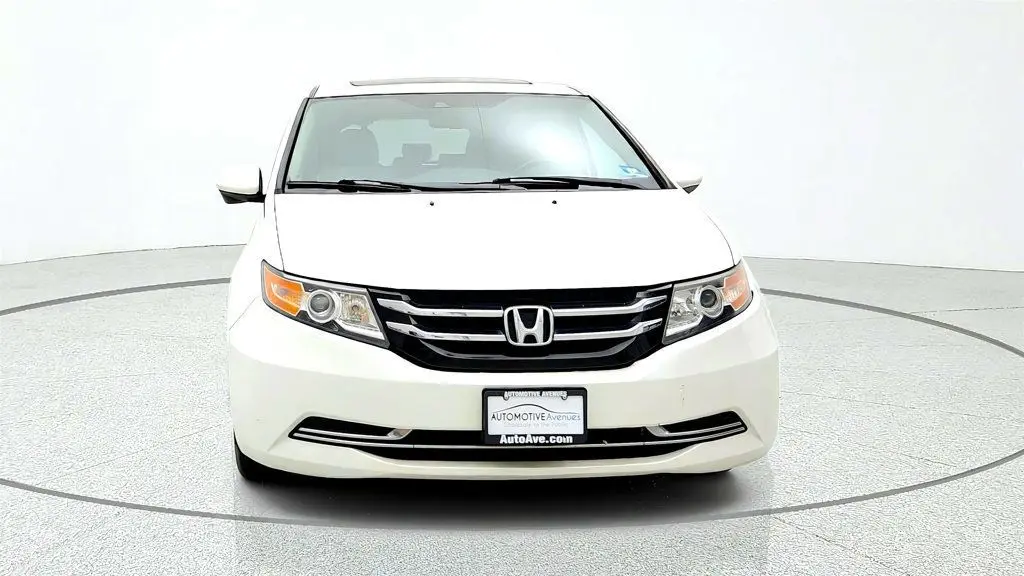 2016 Honda Odyssey - $10,495