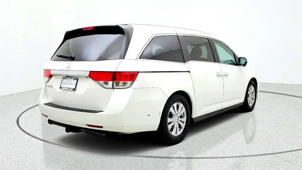 2016 Honda Odyssey - $10,495