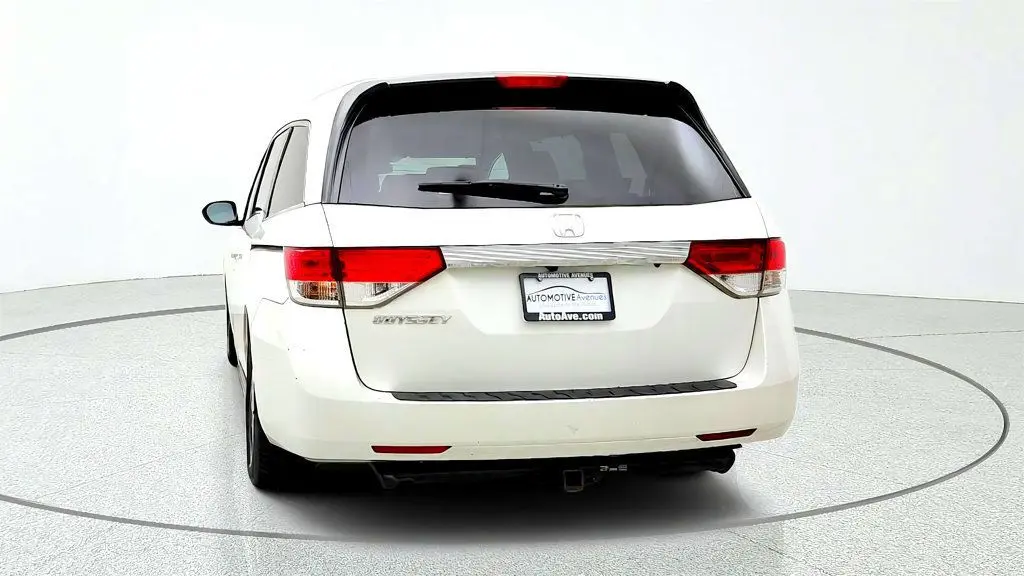 2016 Honda Odyssey - $10,495