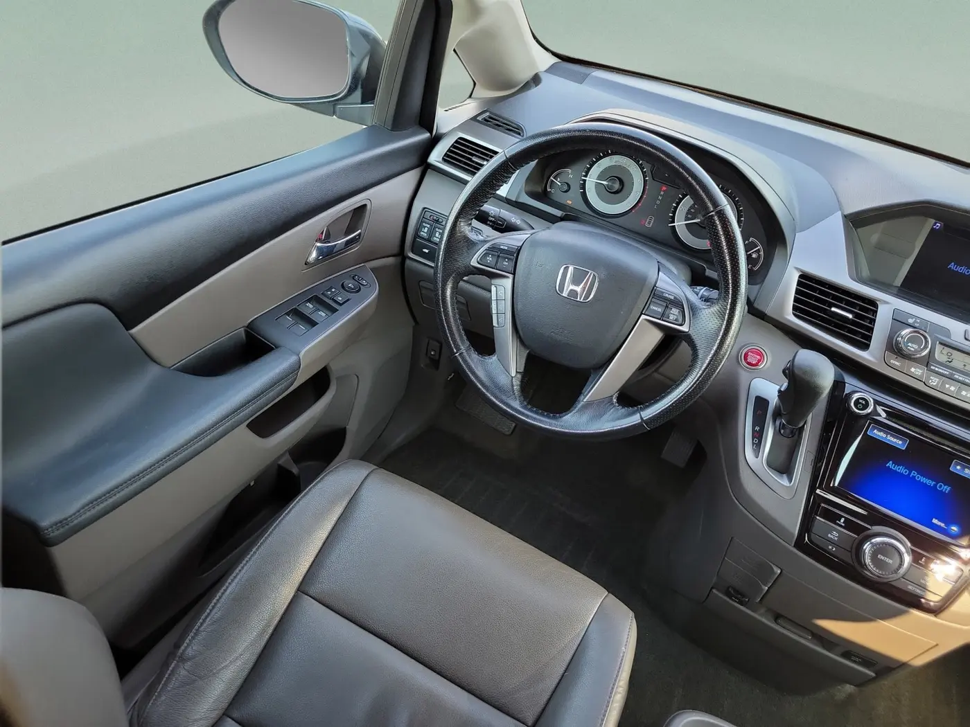 2015 Honda Odyssey - $10,182
