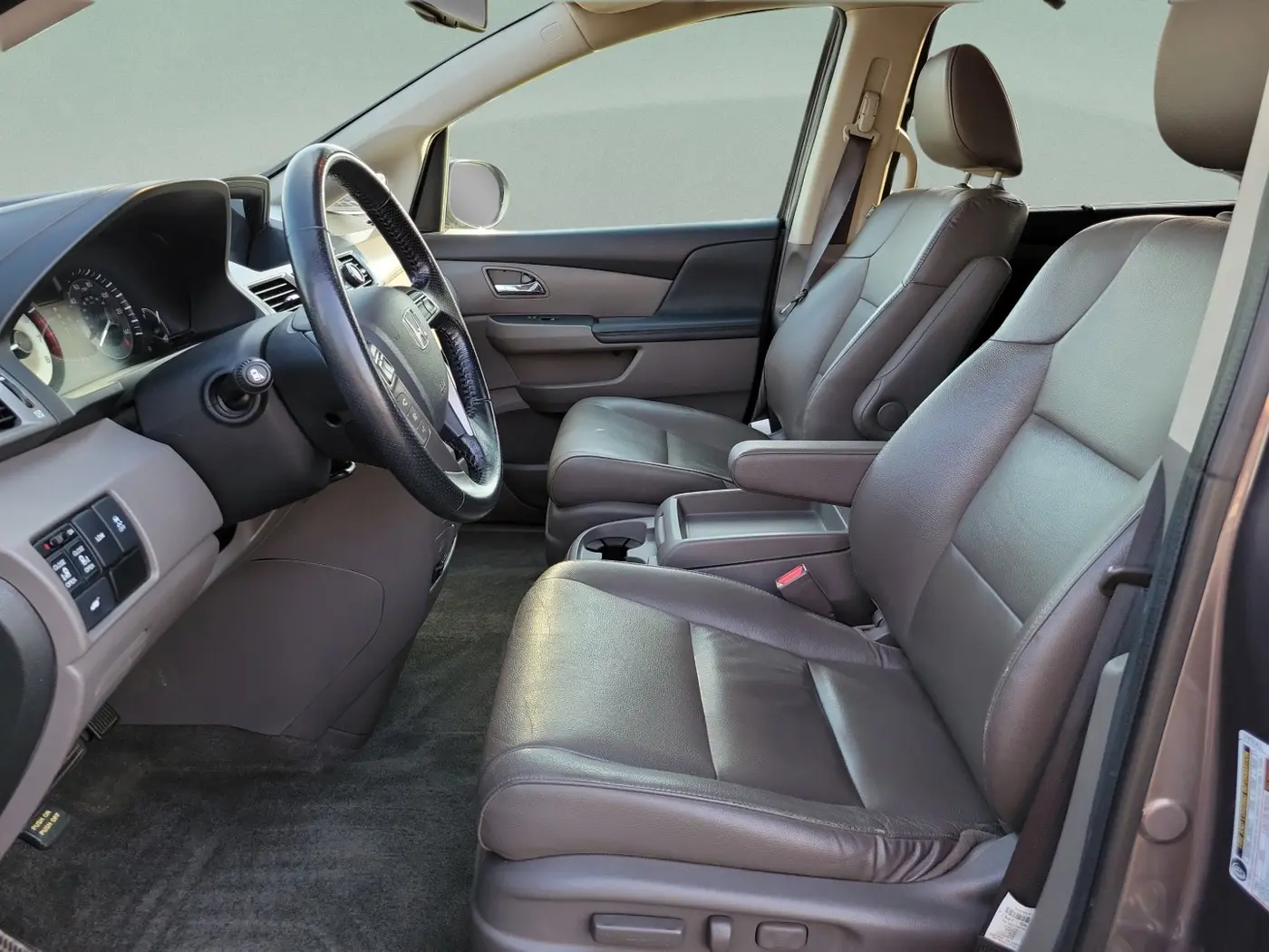2015 Honda Odyssey - $10,182
