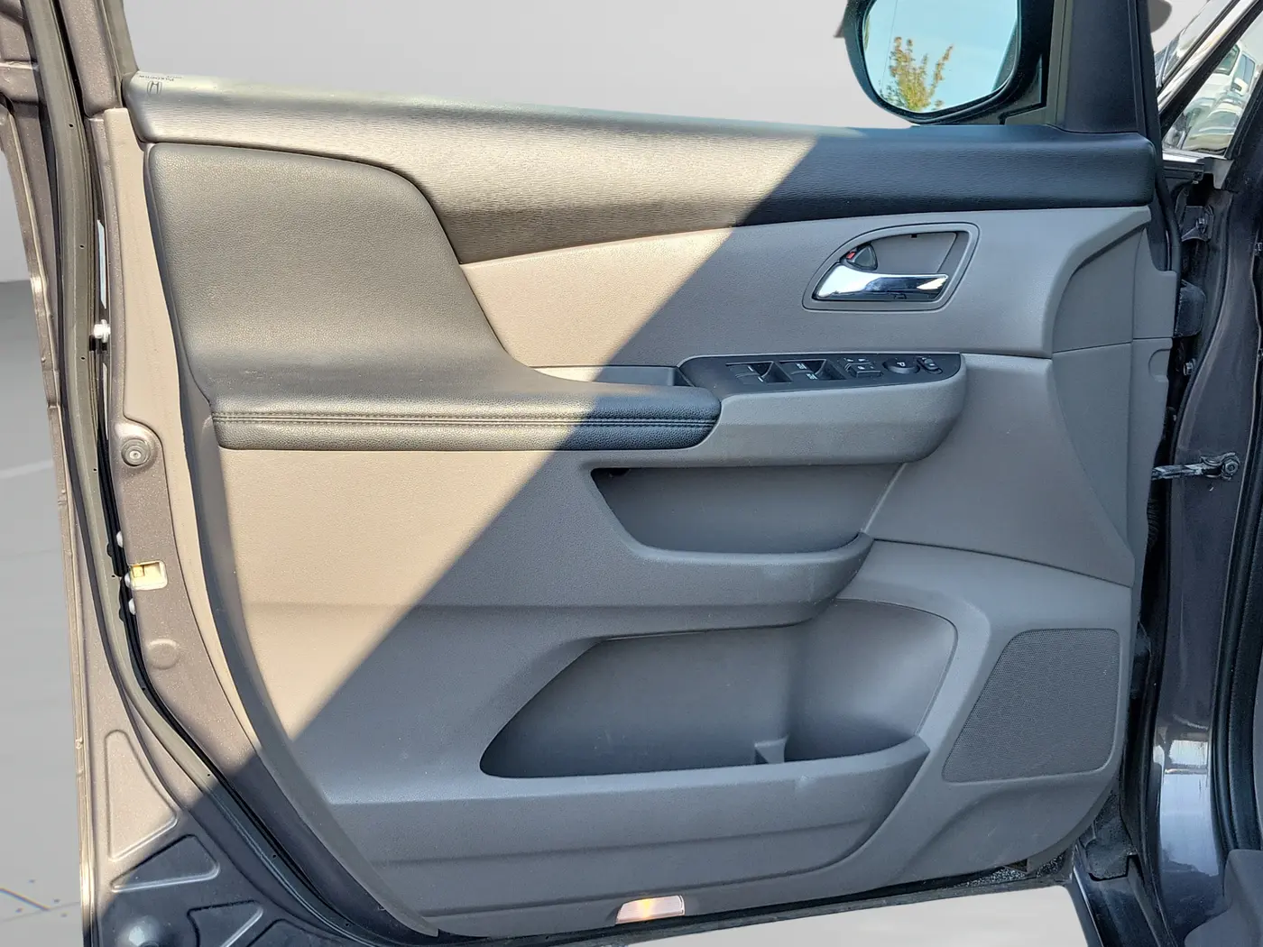 2015 Honda Odyssey - $10,182