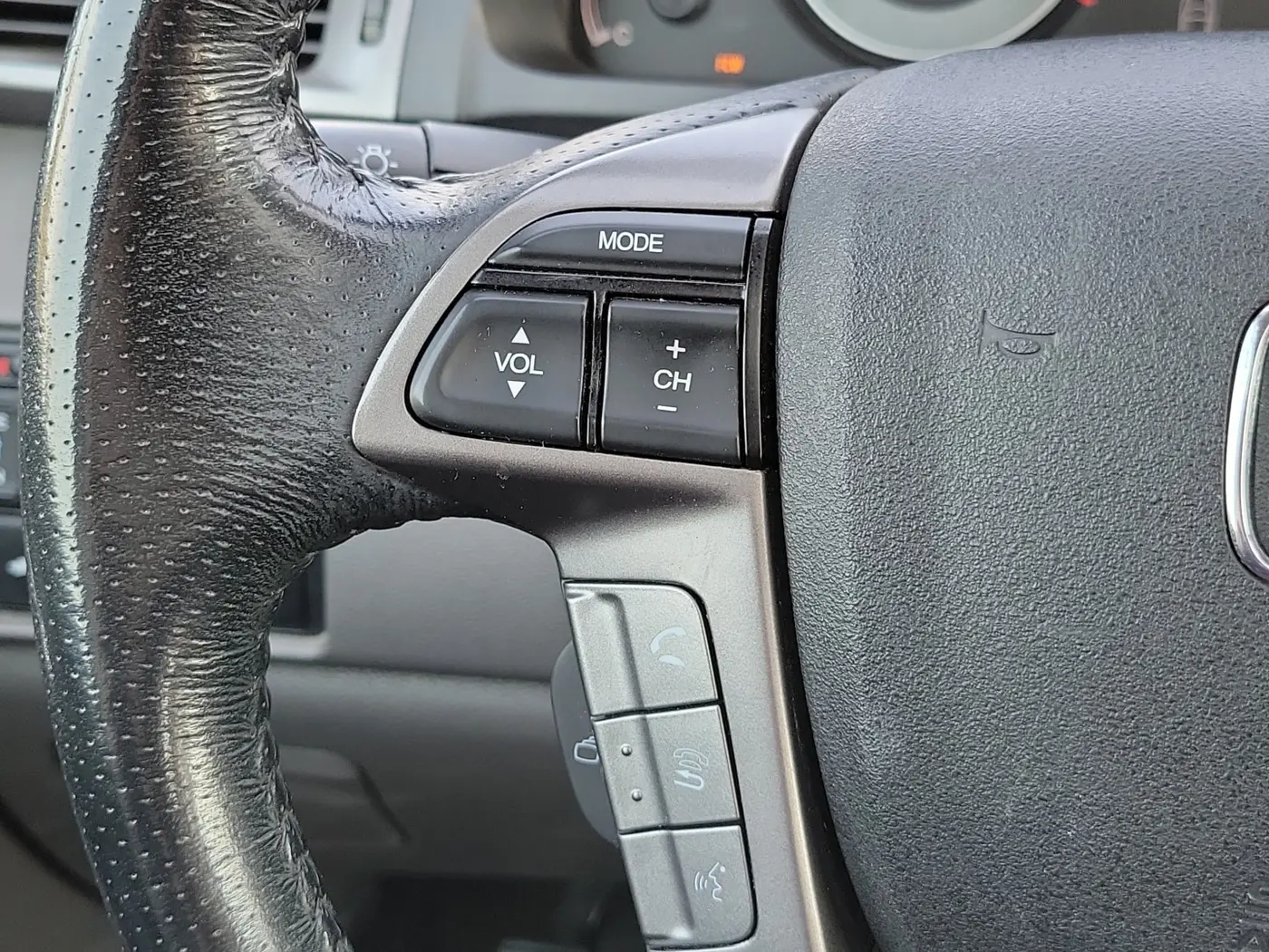 2015 Honda Odyssey - $10,182