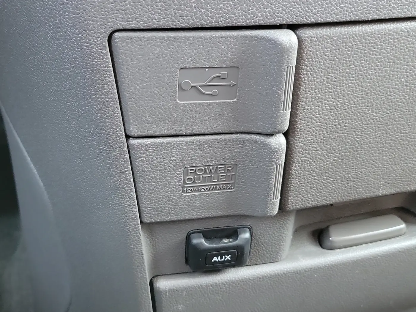 2015 Honda Odyssey - $10,182