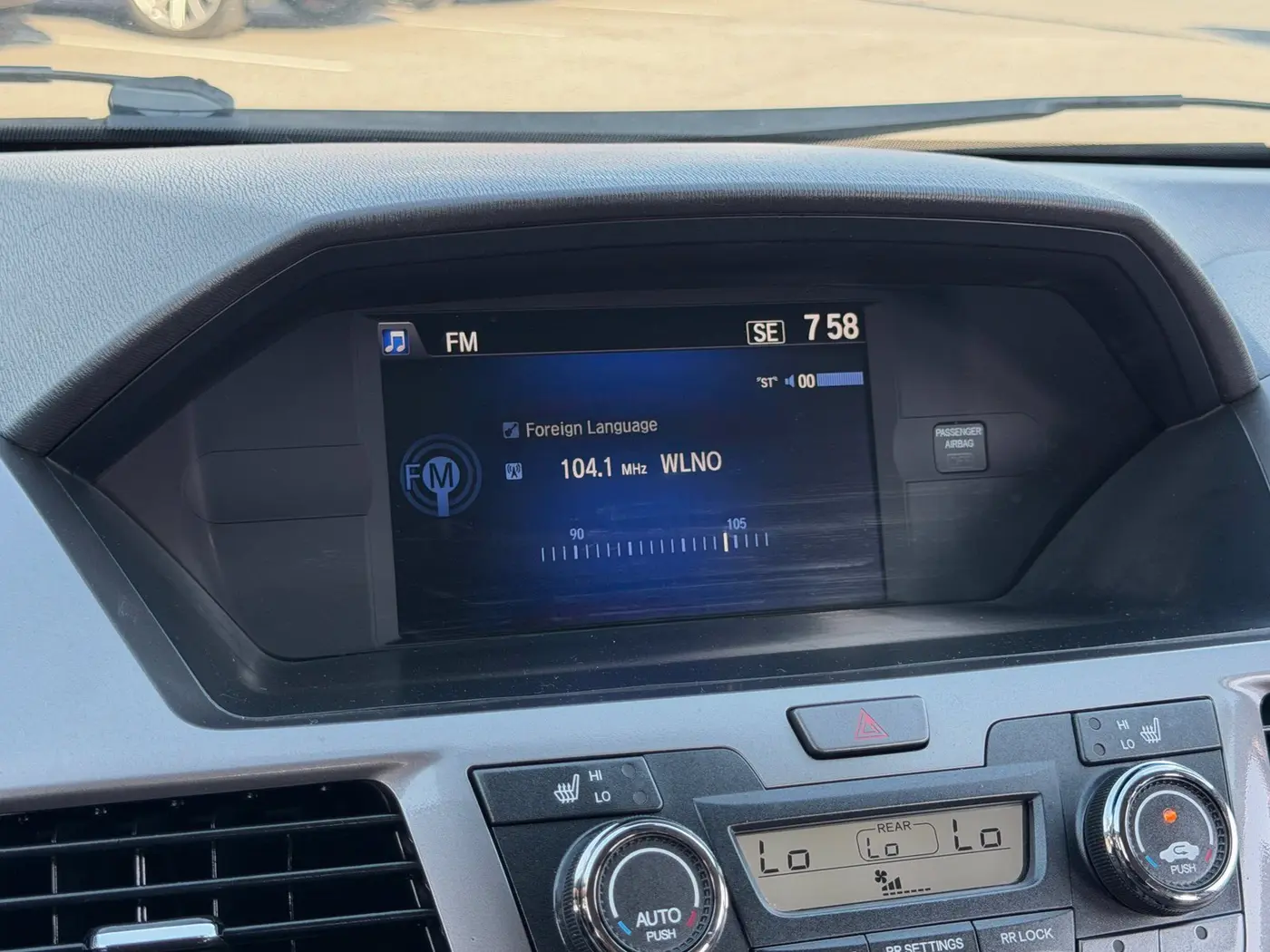 2016 Honda Odyssey - $10,995