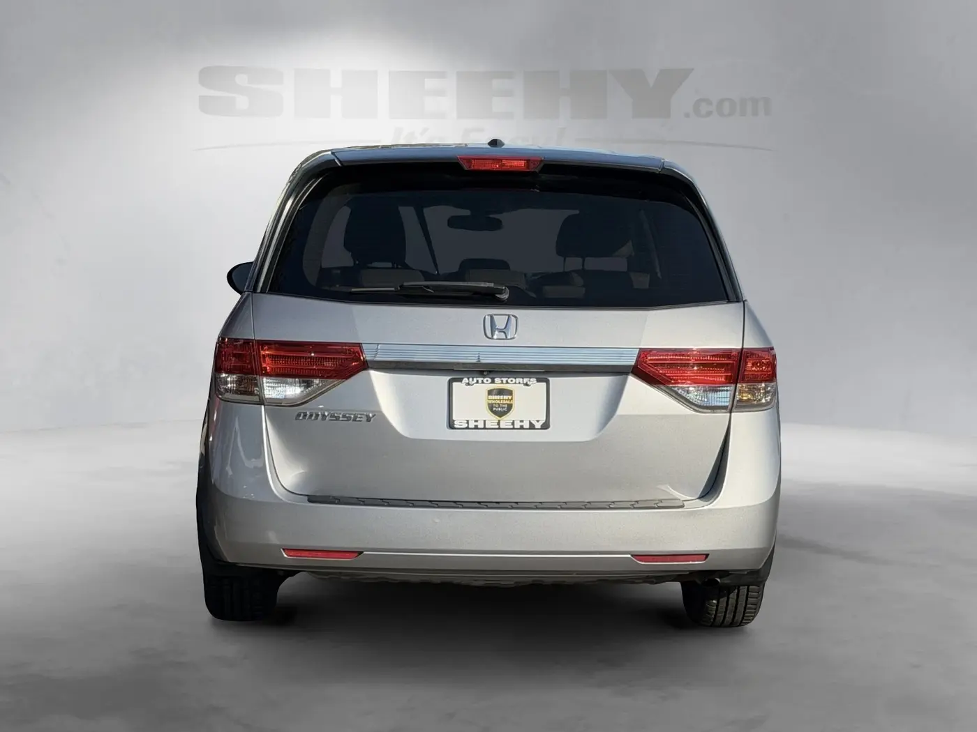 2016 Honda Odyssey - $10,995