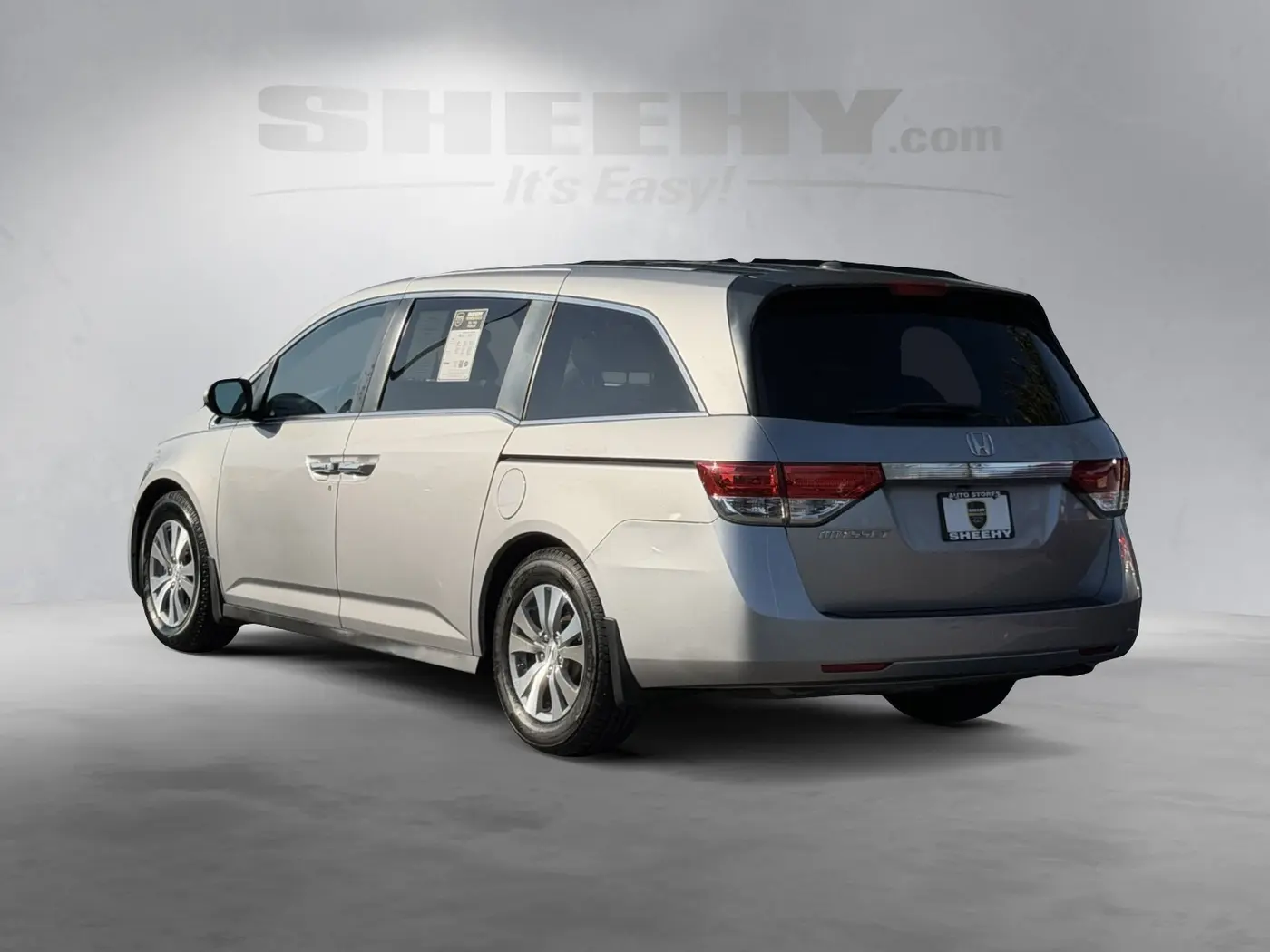 2016 Honda Odyssey - $10,995