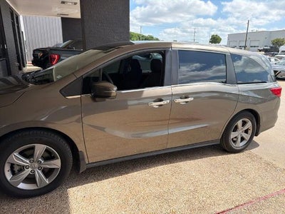 Photo of a 2019 Honda Odyssey EX 4DR Mini-Van for sale