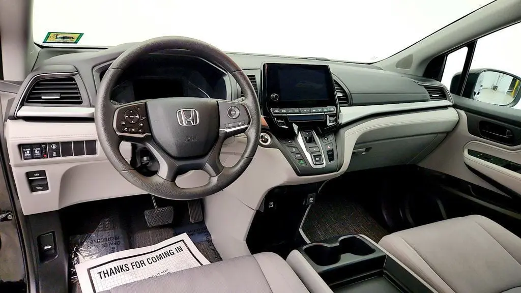 2022 Honda Odyssey - $24,495
