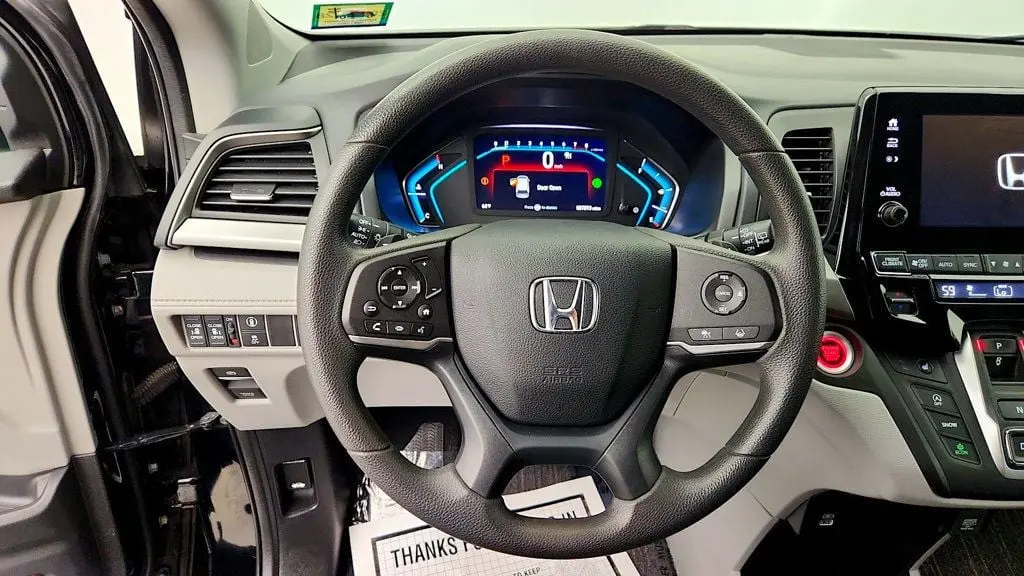 2022 Honda Odyssey - $24,495