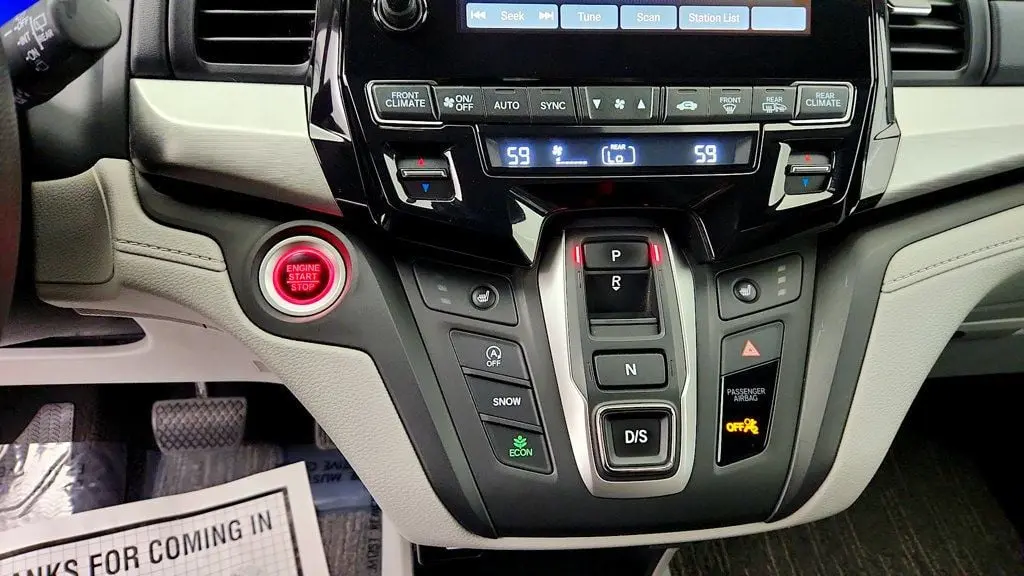 2022 Honda Odyssey - $24,495