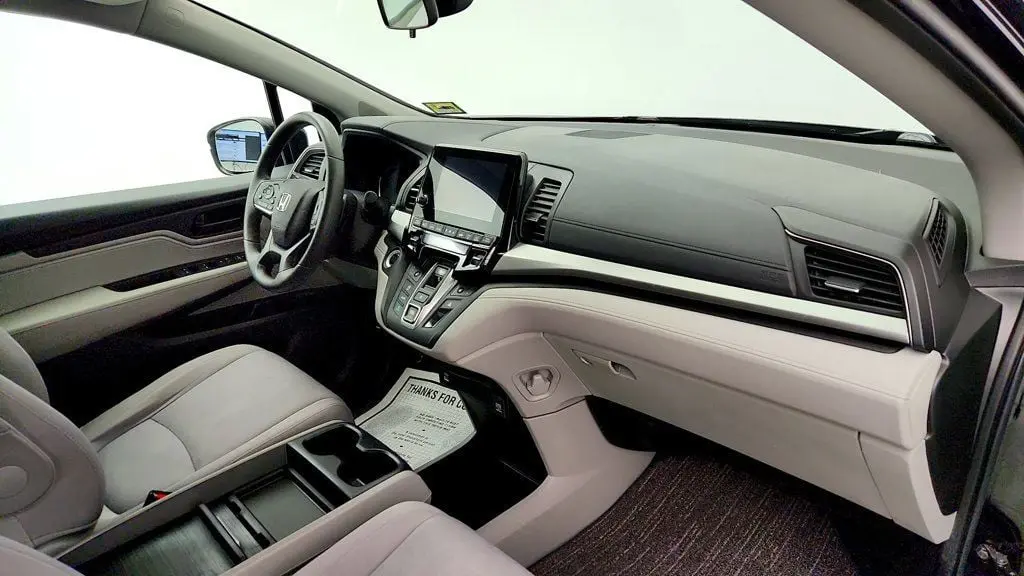 2022 Honda Odyssey - $24,495