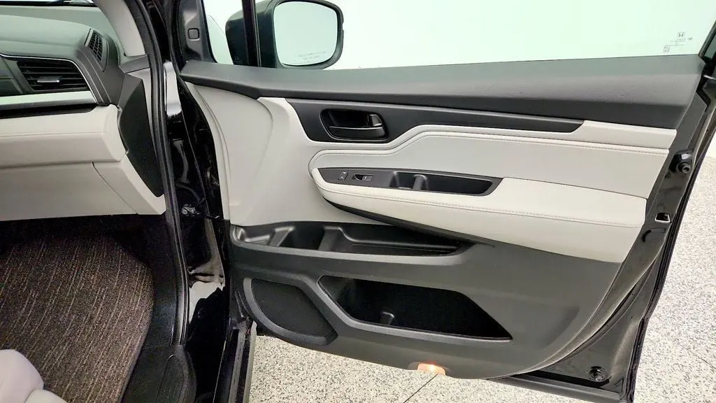 2022 Honda Odyssey - $24,495