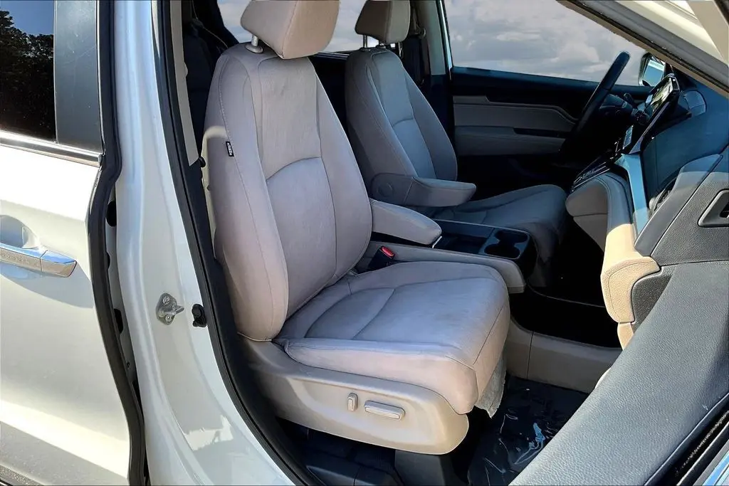 2019 Honda Odyssey - $20,850