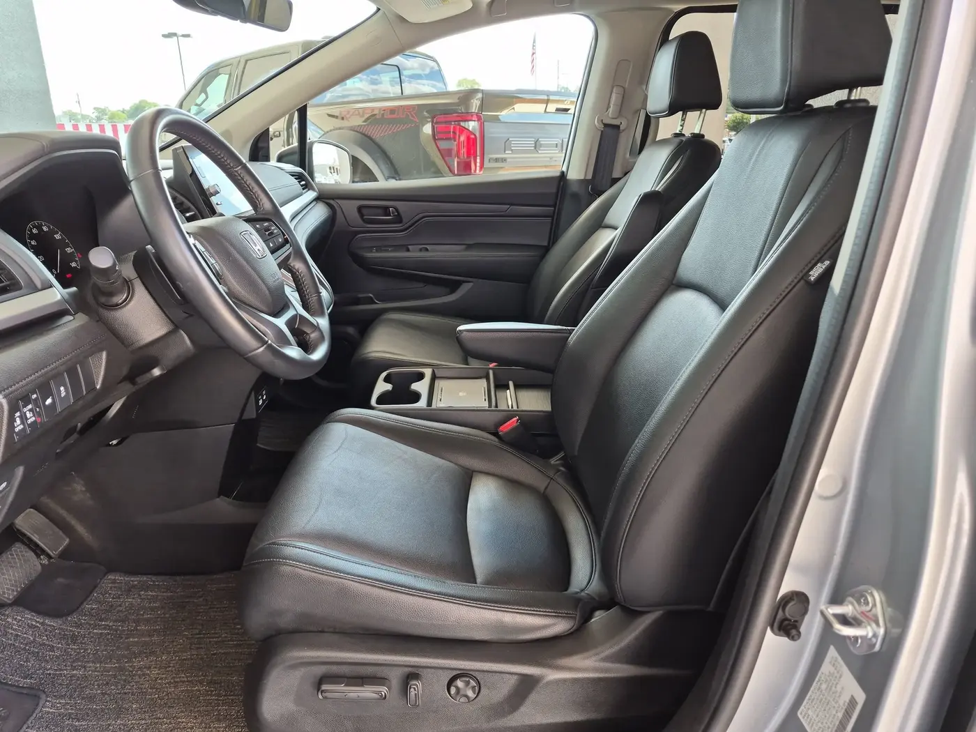 2025 Honda Odyssey - $33,812