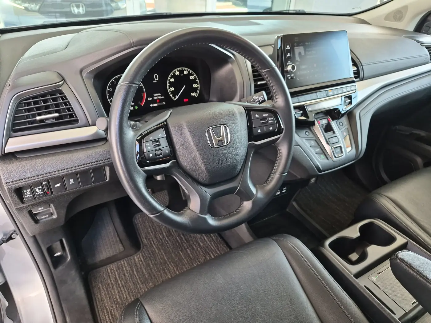 2025 Honda Odyssey - $33,812