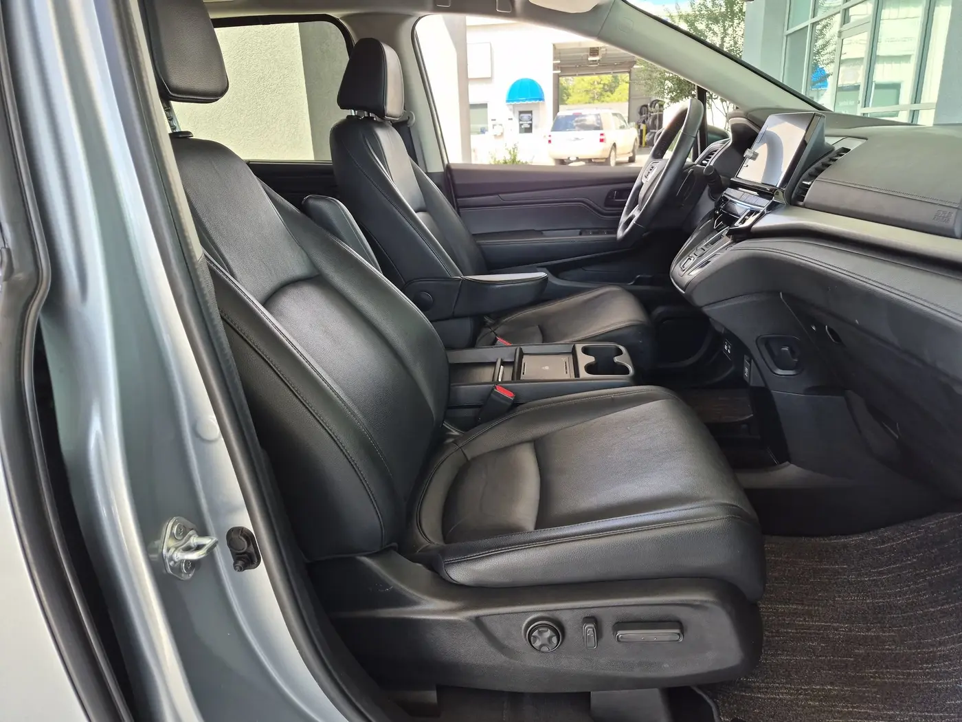2025 Honda Odyssey - $33,812