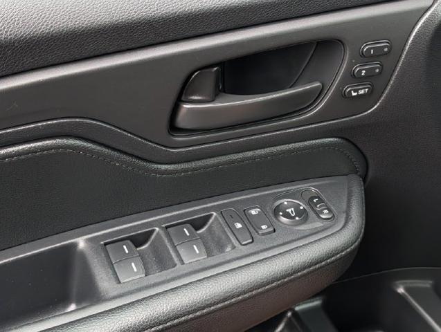 2025 Honda Odyssey - $33,505