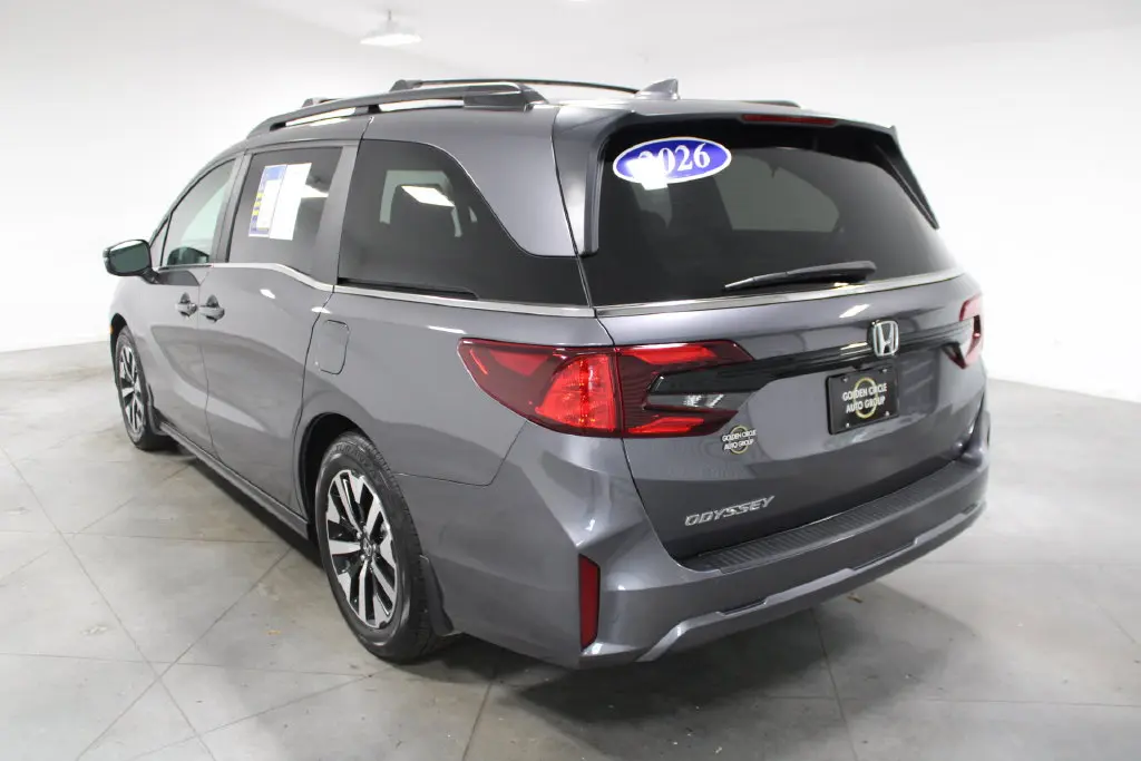 2026 Honda Odyssey - $40,768