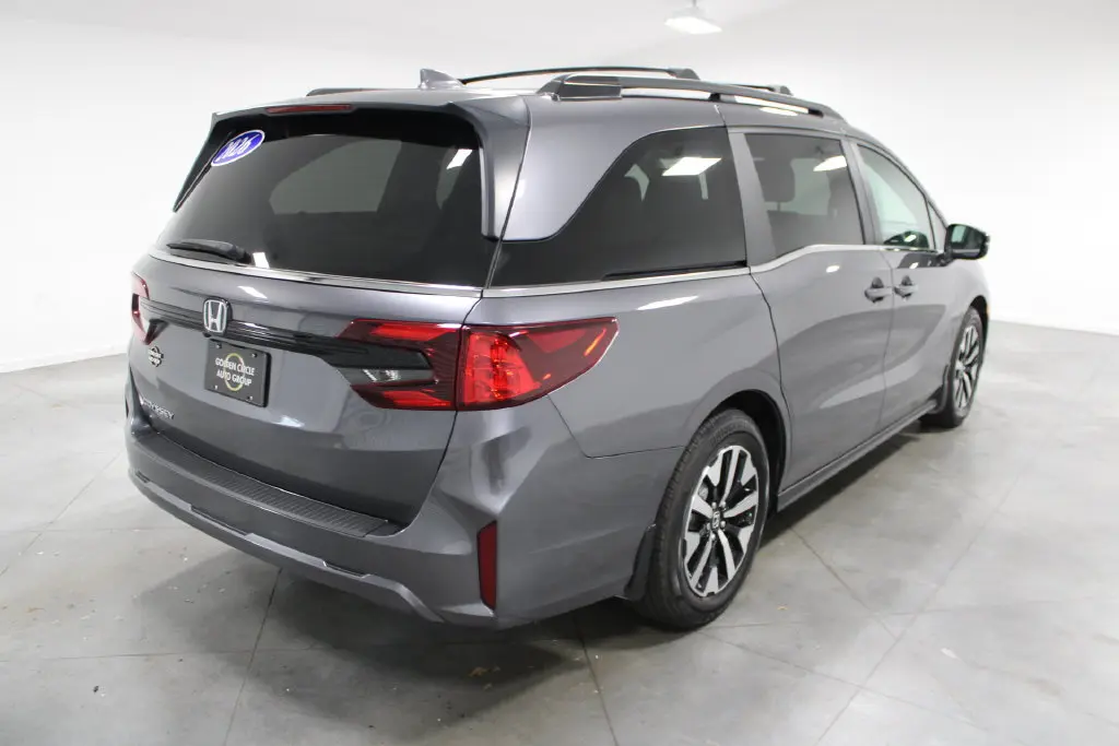 2026 Honda Odyssey - $40,768