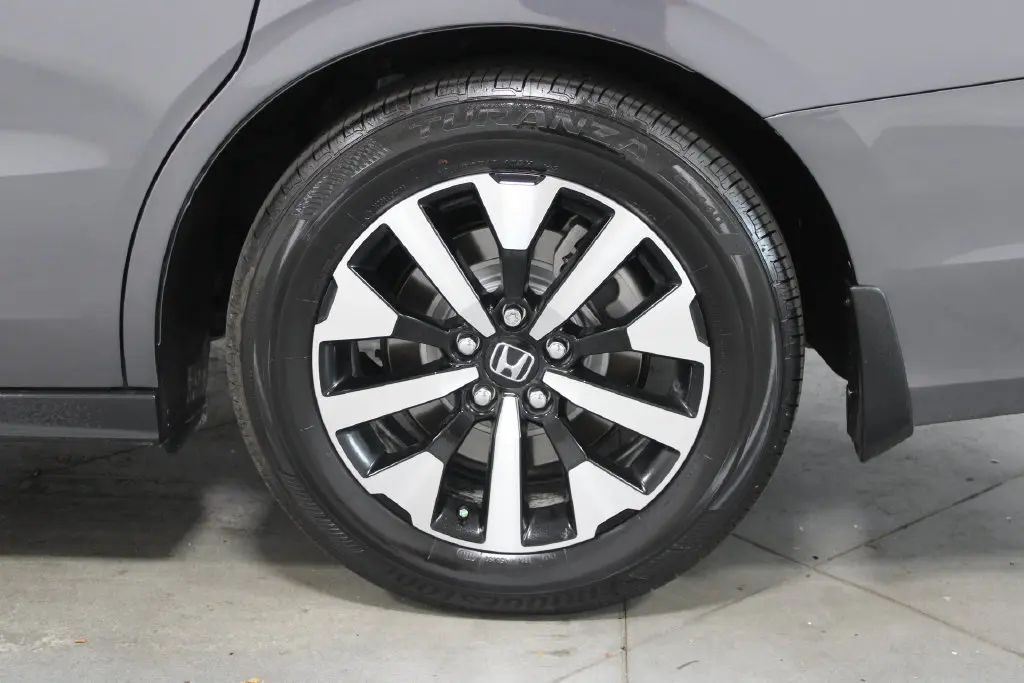 2026 Honda Odyssey - $40,768