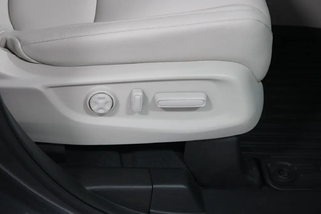 2026 Honda Odyssey - $40,768
