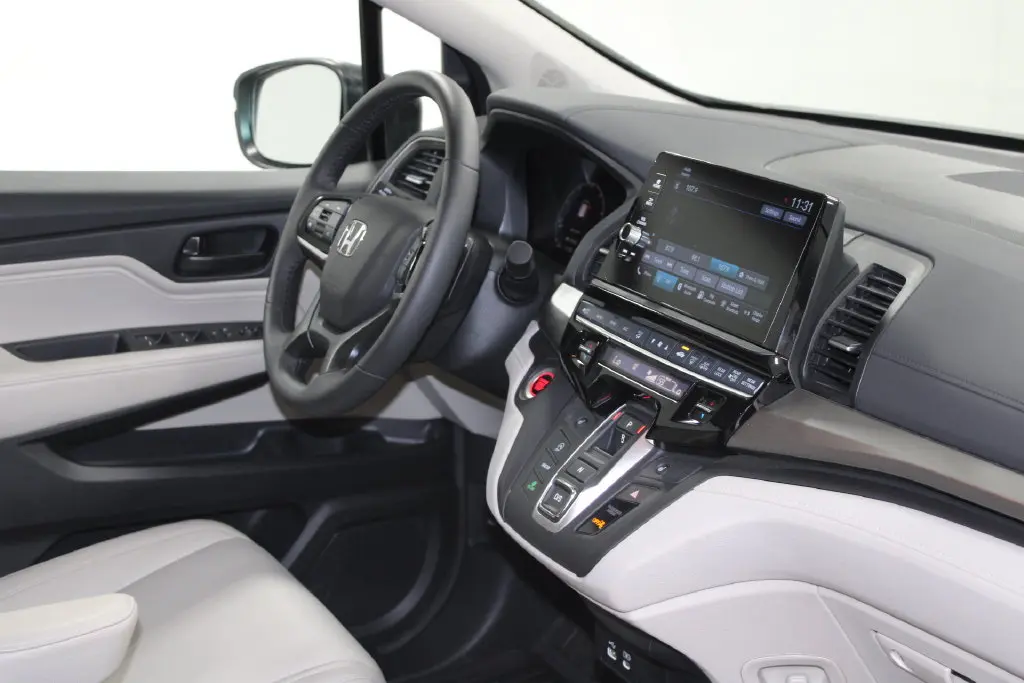 2026 Honda Odyssey - $40,768