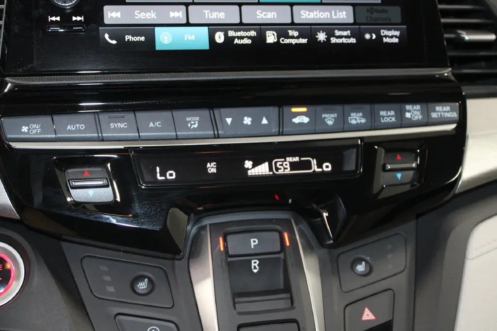 2026 Honda Odyssey - $40,768