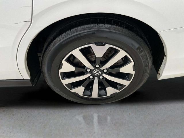 2025 Honda Odyssey - $31,999