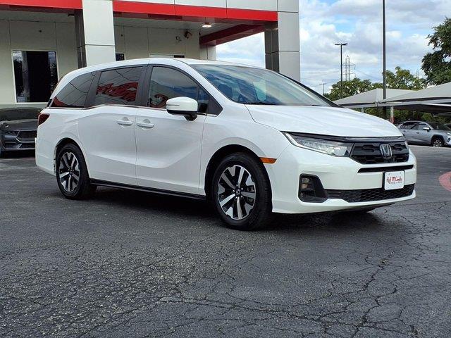 2025 Honda Odyssey - $34,995