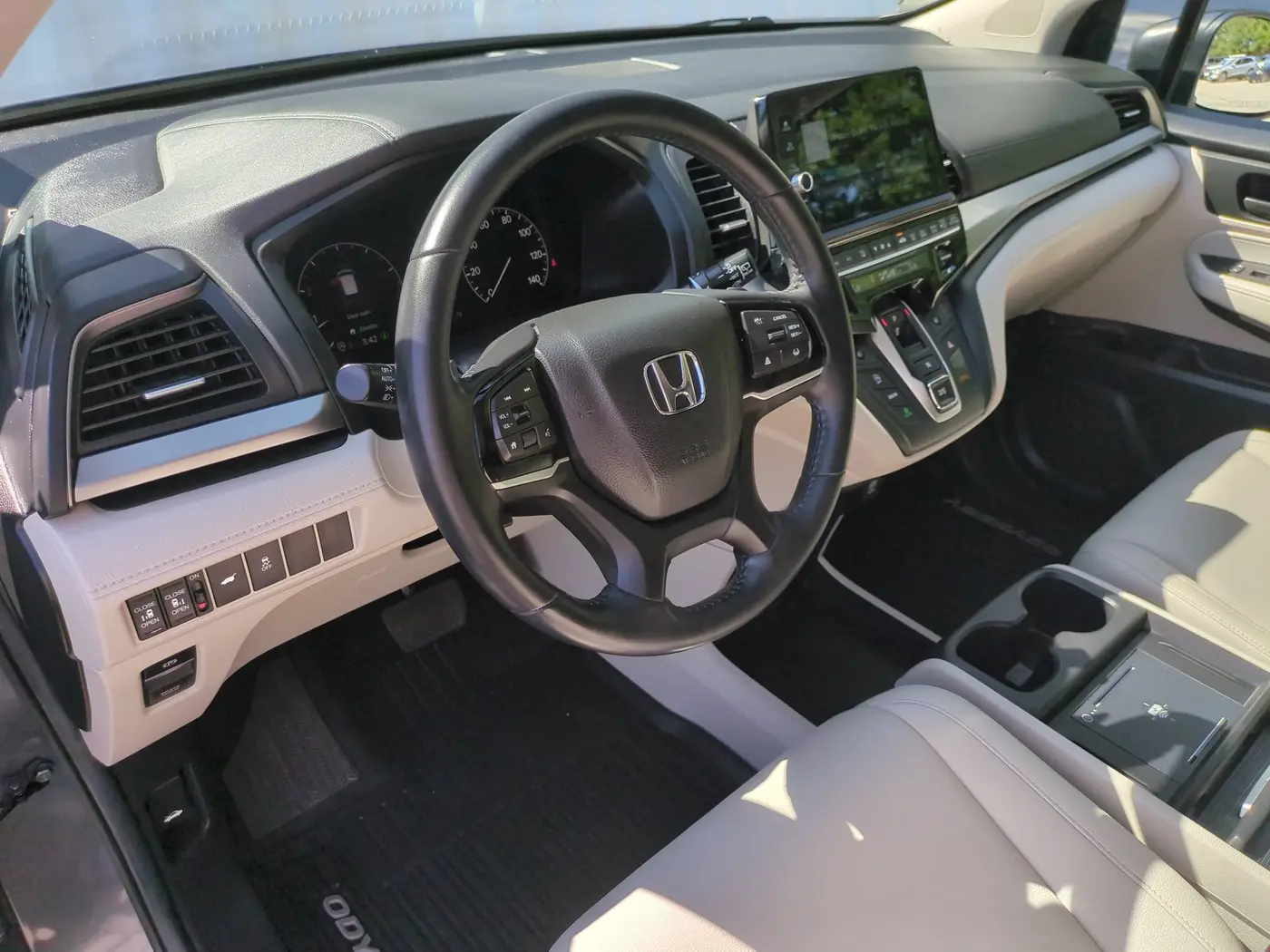 2025 Honda Odyssey - $34,495