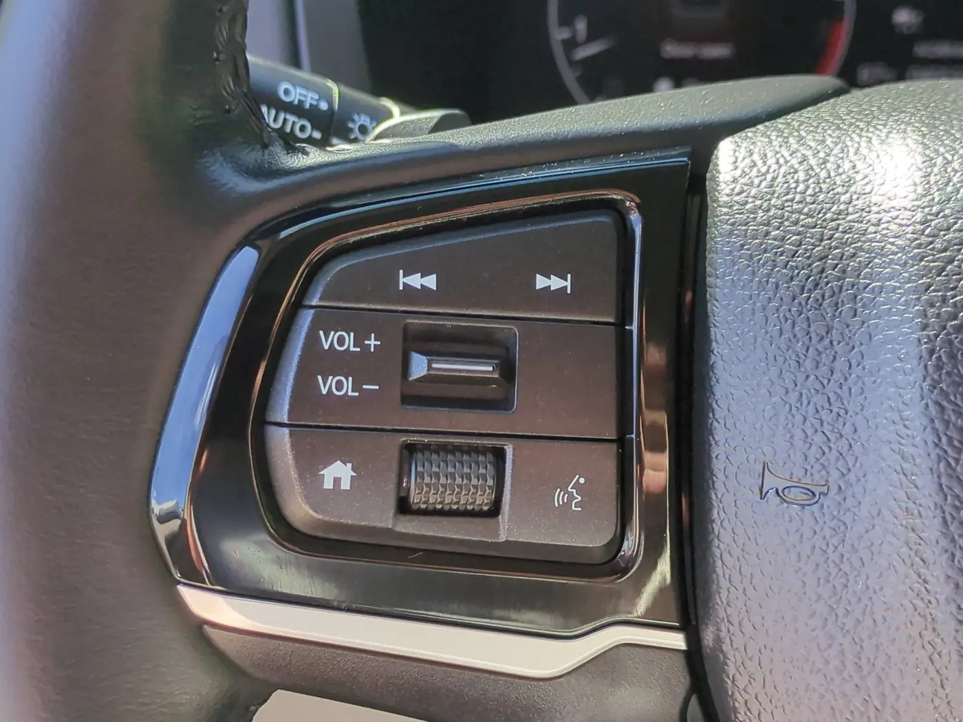 2025 Honda Odyssey - $34,495