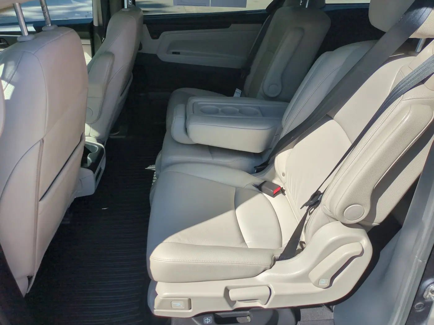 2025 Honda Odyssey - $34,495
