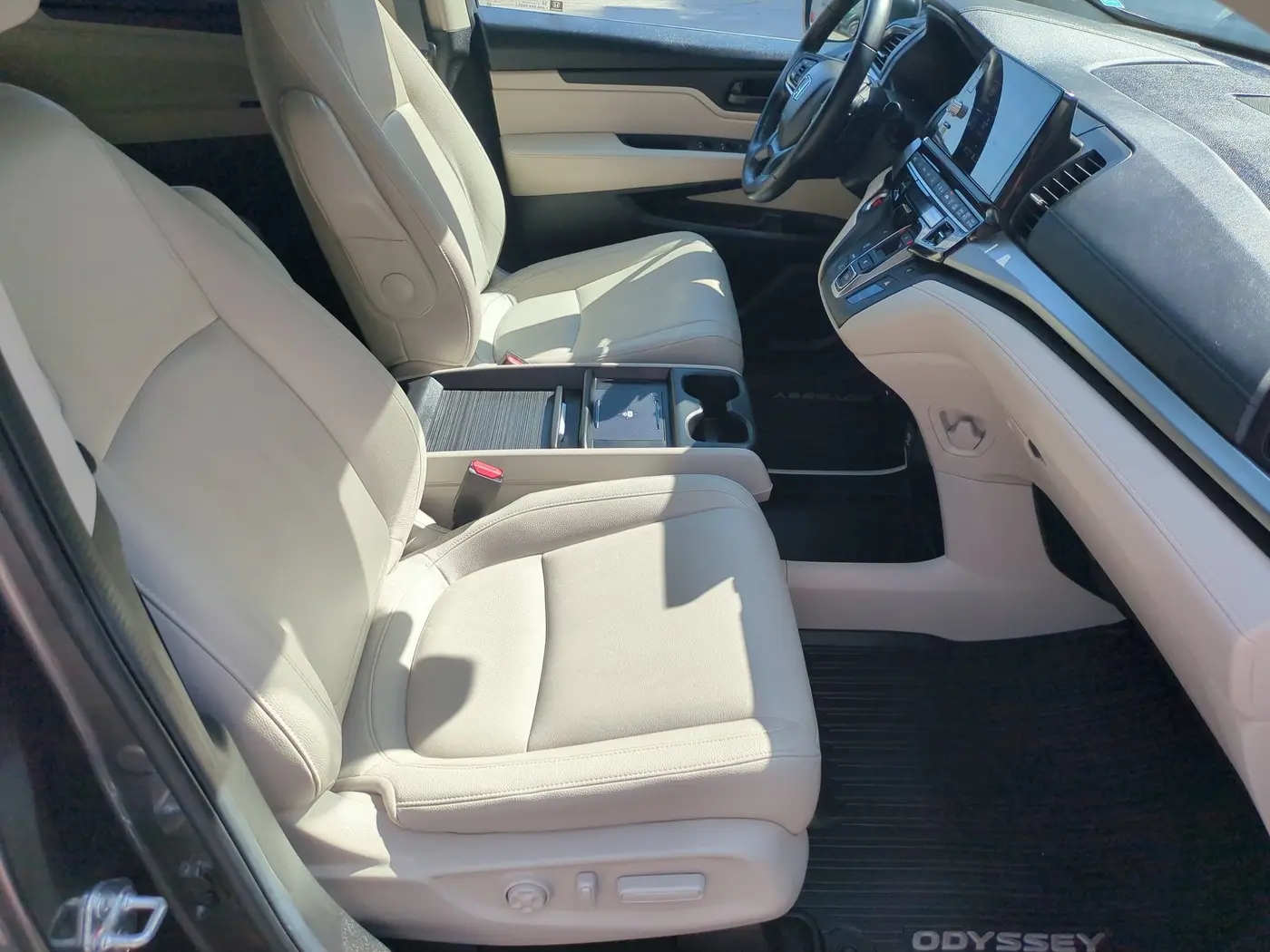 2025 Honda Odyssey - $34,495