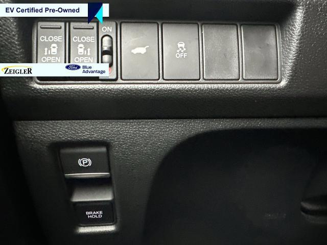 2025 Honda Odyssey - $33,500