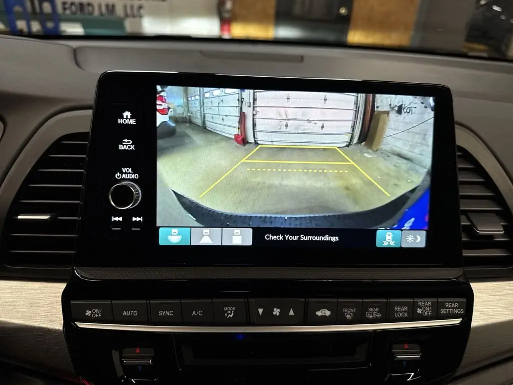2026 Honda Odyssey - $39,153