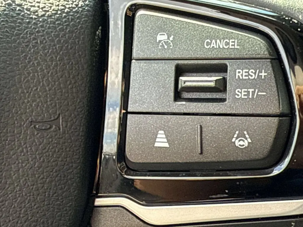 2025 Honda Odyssey - $32,475