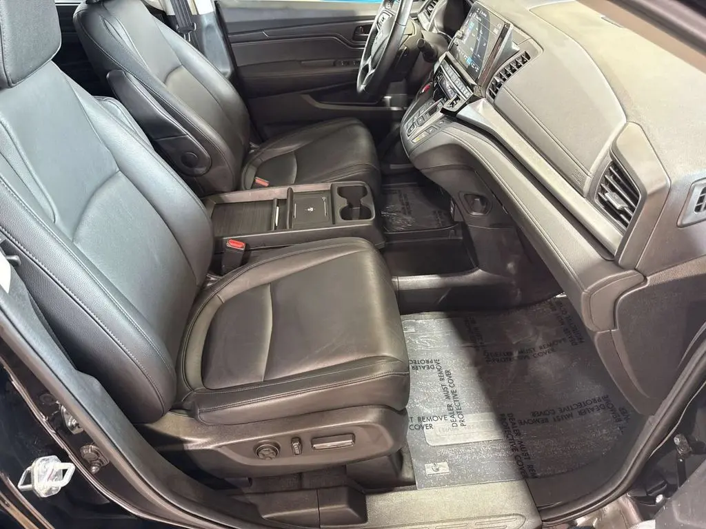 2025 Honda Odyssey - $32,475