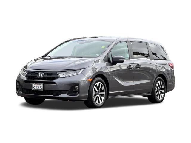 2025 Honda Odyssey - $32,000