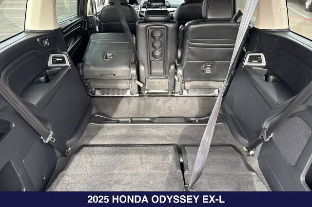 2025 Honda Odyssey - $32,000