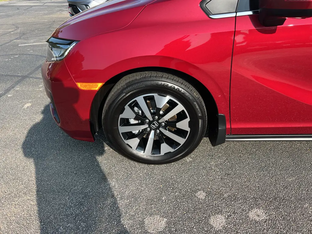 2026 Honda Odyssey - $40,180