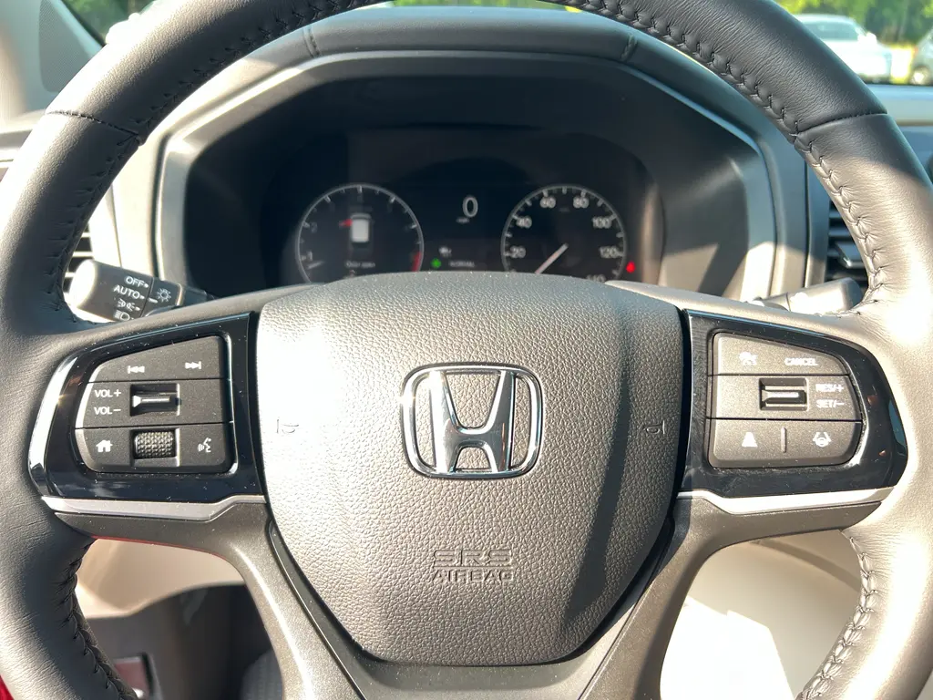 2026 Honda Odyssey - $40,180