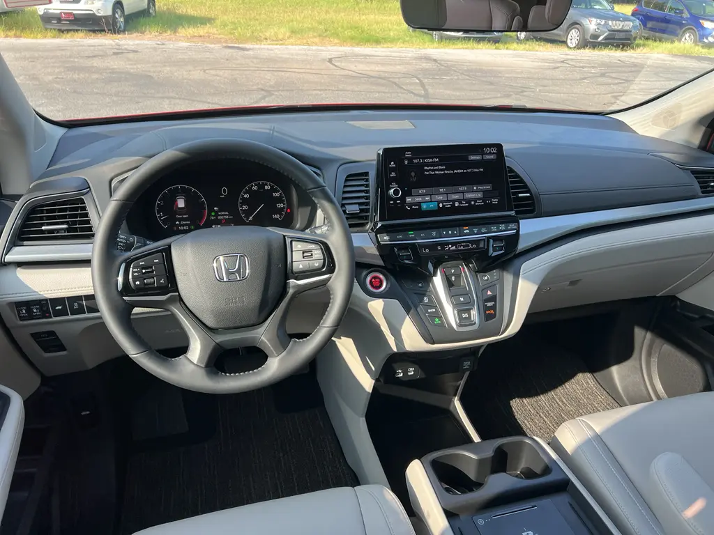 2026 Honda Odyssey - $40,180