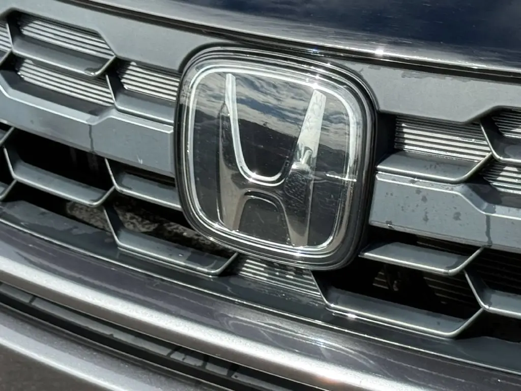 2025 Honda Odyssey - $33,500