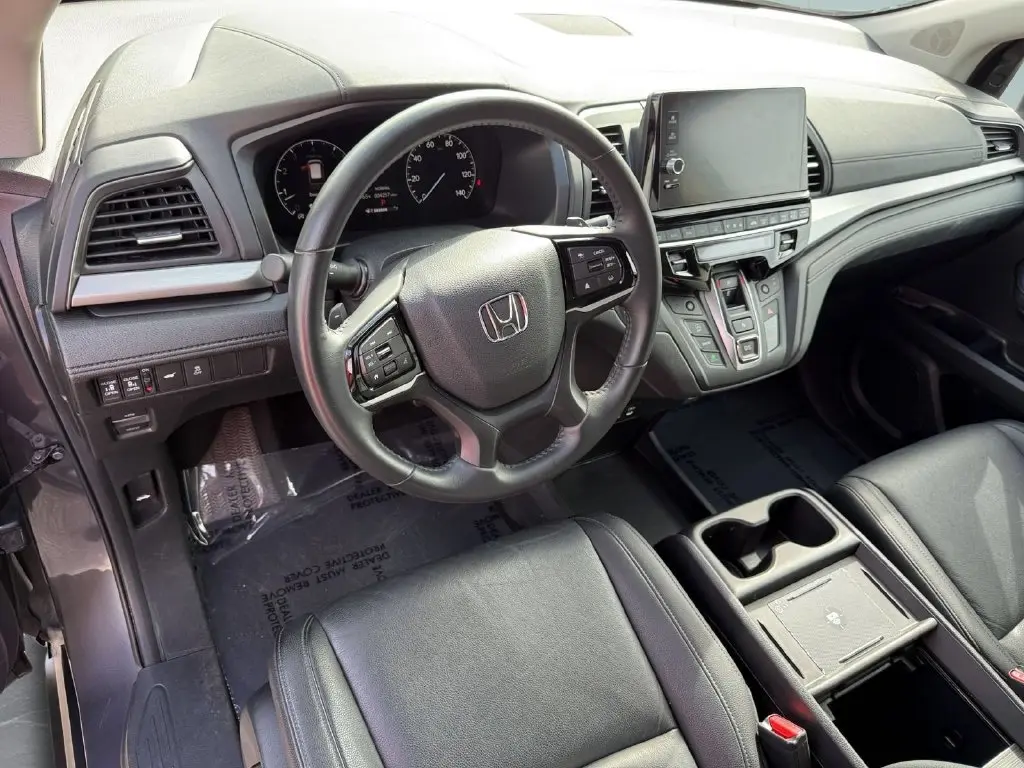 2025 Honda Odyssey - $33,500