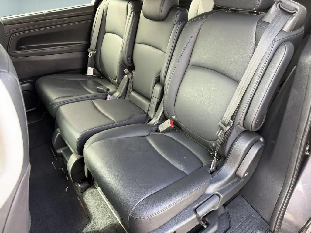 2025 Honda Odyssey - $33,500