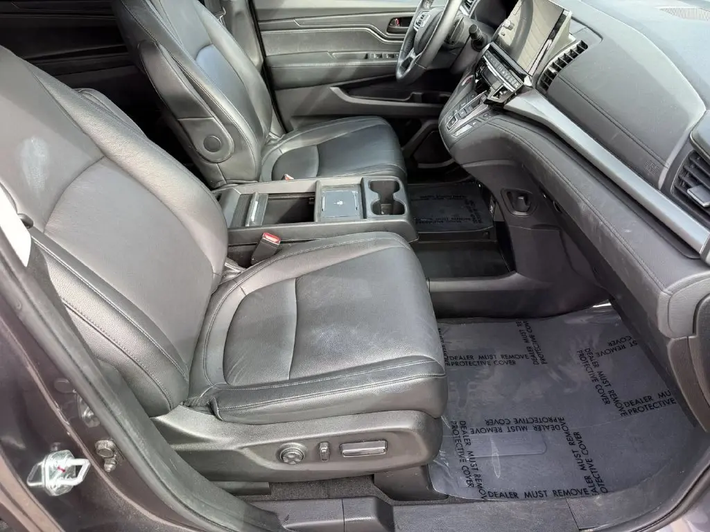 2025 Honda Odyssey - $33,500
