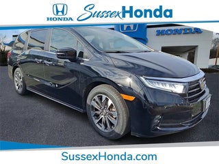 2023 Honda Odyssey with Crystal Black Pearl Exterior