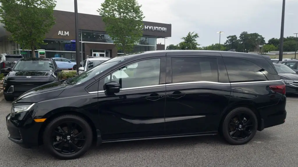 2023 Honda Odyssey Sport