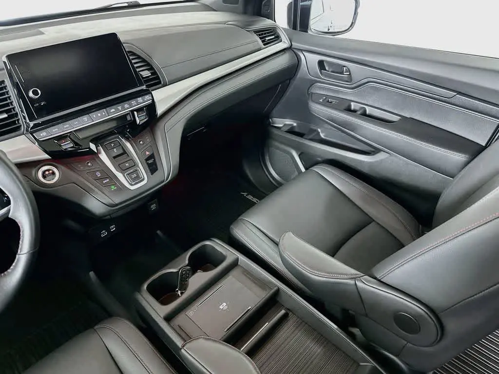 2025 Honda Odyssey - $36,527